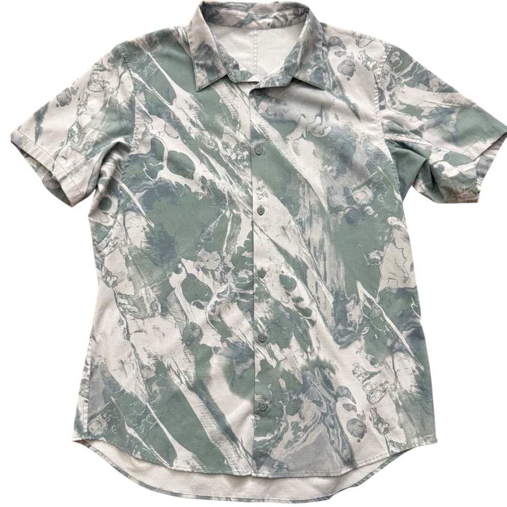 Lululemon Mens Short Sleeve Button Down Shirt Green Abstract Marble Print Large